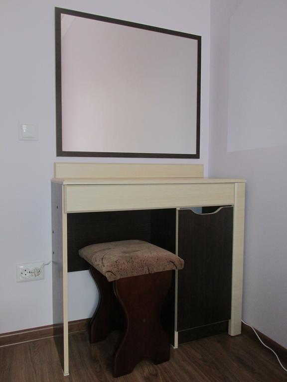 Near Opera Apartment Lviv Bagian luar foto